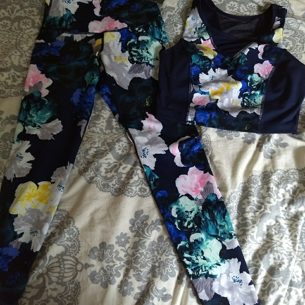 Floral Yoga Set